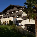 Hotel Riedingerhof Merano